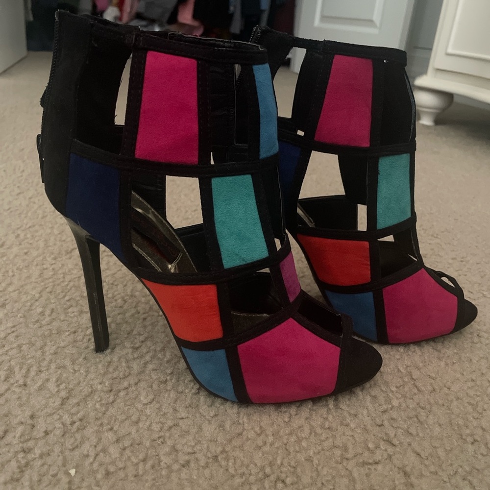 Colorblock 2 Lips Too Heels